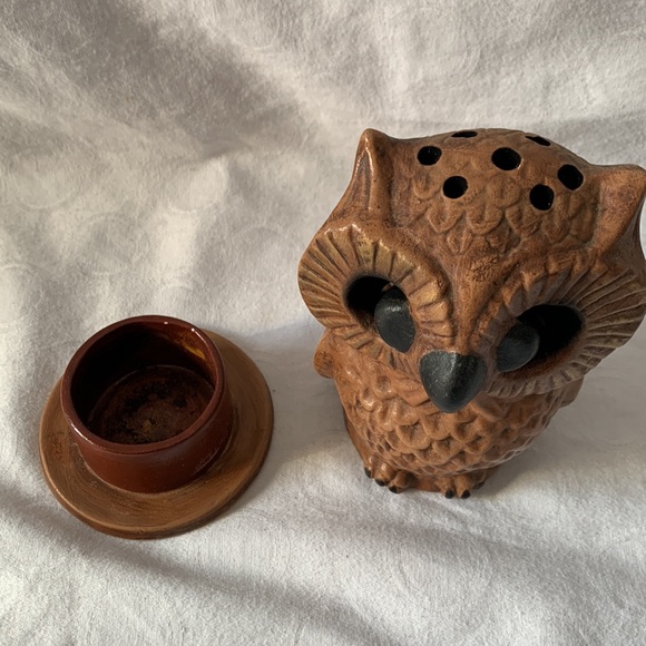 1991 Handcrafted Owl Tea Light Candle Holder Hand painted by Lucy - Picture 3 of 4